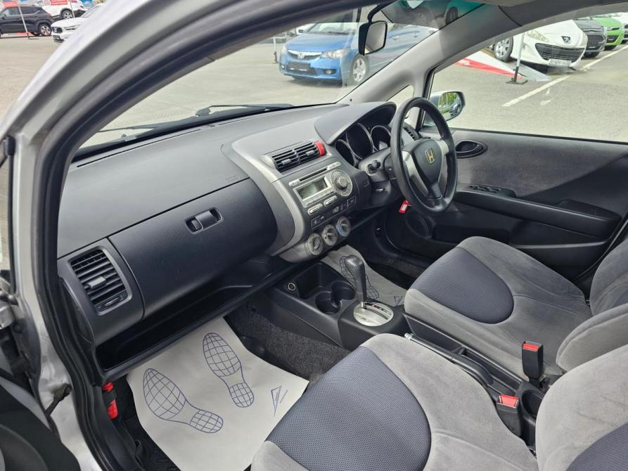 Honda Fit I Тюмень  - изображение 12