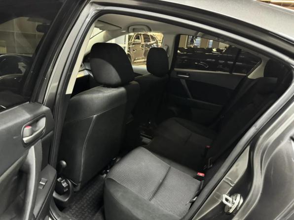 Mazda 3 II (BL) Рестайлинг с пробегом 2012 года, цена 927 000 рублей, 134000 км, седан, Автокод Объявления