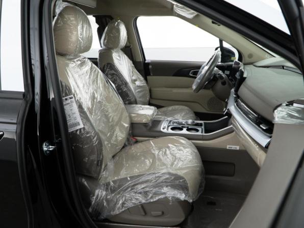 Kia Carnival IV Рестайлинг с пробегом 2026 года, цена 9 295 055 рублей, 23 км, минивэн, Автокод Объявления