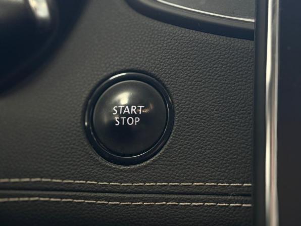 Renault Scenic IV с пробегом 2019 года, цена 1 750 000 рублей, 155609 км, компактвэн, Автокод Объявления