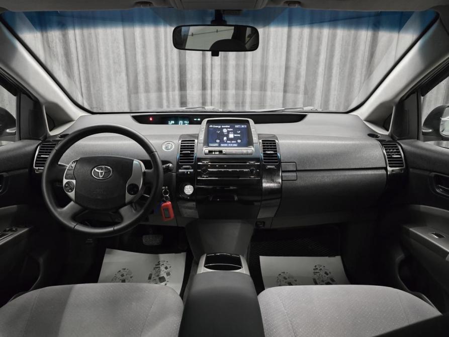 Toyota Prius II Рестайлинг (XW20) Красноярск  - изображение 13