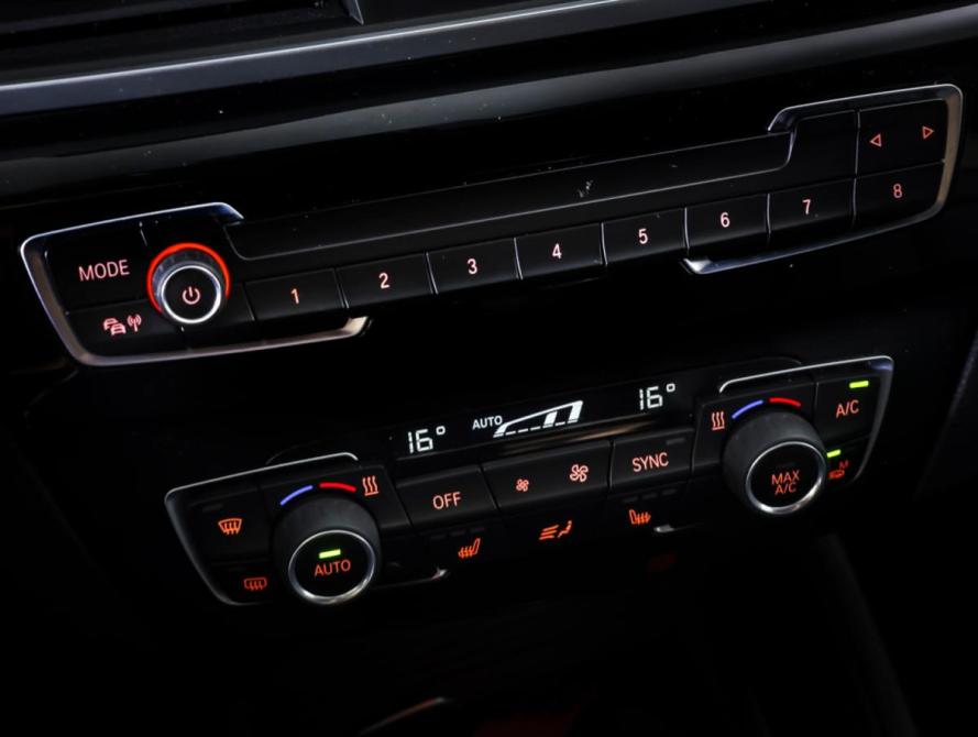 BMW X1 II (F48) Рестайлинг Москва  - изображение 17