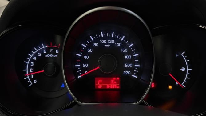 Kia Rio III Рестайлинг с пробегом 2016 года, цена 925 000 рублей, 84805 км, седан, Автокод Объявления