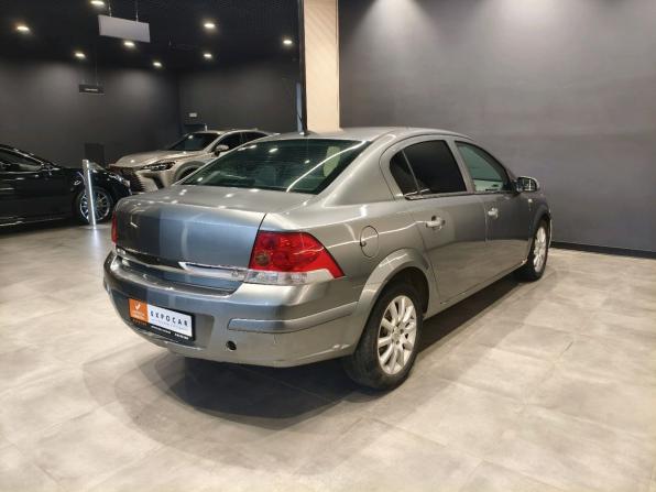 Opel Astra H Рестайлинг с пробегом 2008 года, цена 319 000 рублей, 164000 км, седан, Автокод Объявления