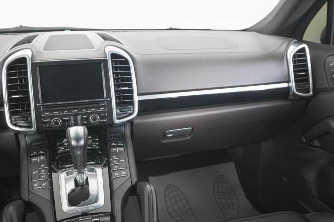 Porsche Cayenne II Рестайлинг (958) с пробегом 2014 года, цена 3 349 000 рублей, 127000 км, внедорожник, Автокод Объявления