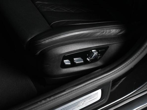 BMW 5 серии VII (G30/G31/G38) Рестайлинг с пробегом 2021 года, цена 4 999 000 рублей, 150100 км, седан, Автокод Объявления