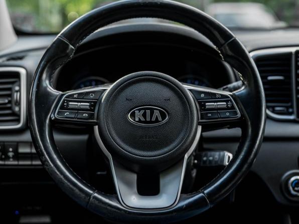 Kia Sportage IV Рестайлинг с пробегом 2019 года, цена 1 975 000 рублей, 89645 км, внедорожник, Автокод Объявления