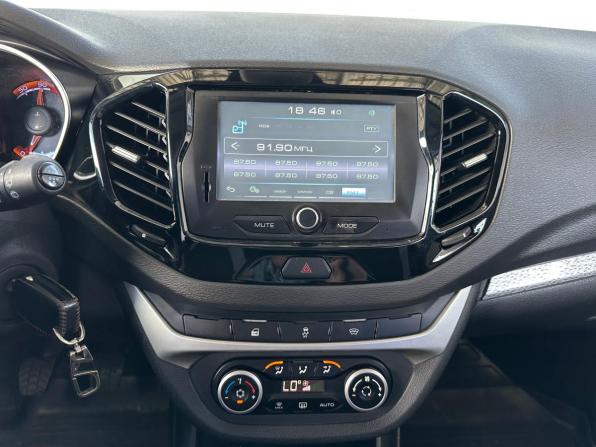 Lada (ВАЗ) Vesta I с пробегом 2019 года, цена 887 000 рублей, 226000 км, универсал, Автокод Объявления