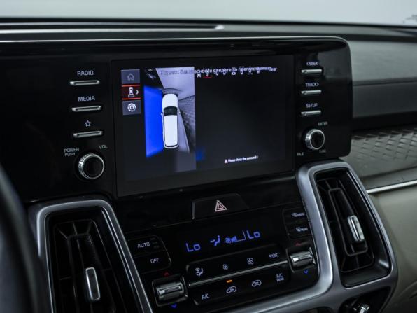 Kia Sorento IV с пробегом 2023 года, цена 3 995 000 рублей, 46579 км, внедорожник, Автокод Объявления
