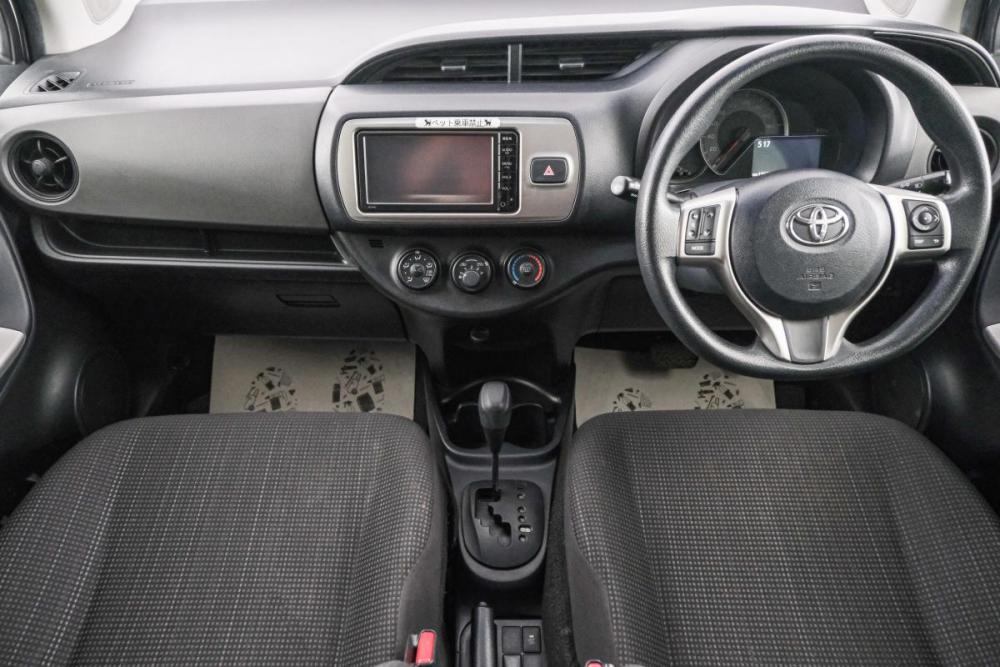 Toyota Vitz III (XP130) Рестайлинг Красноярск  - изображение 11