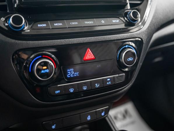 Hyundai Solaris II Рестайлинг с пробегом 2022 года, цена 1 590 000 рублей, 61323 км, седан, Автокод Объявления