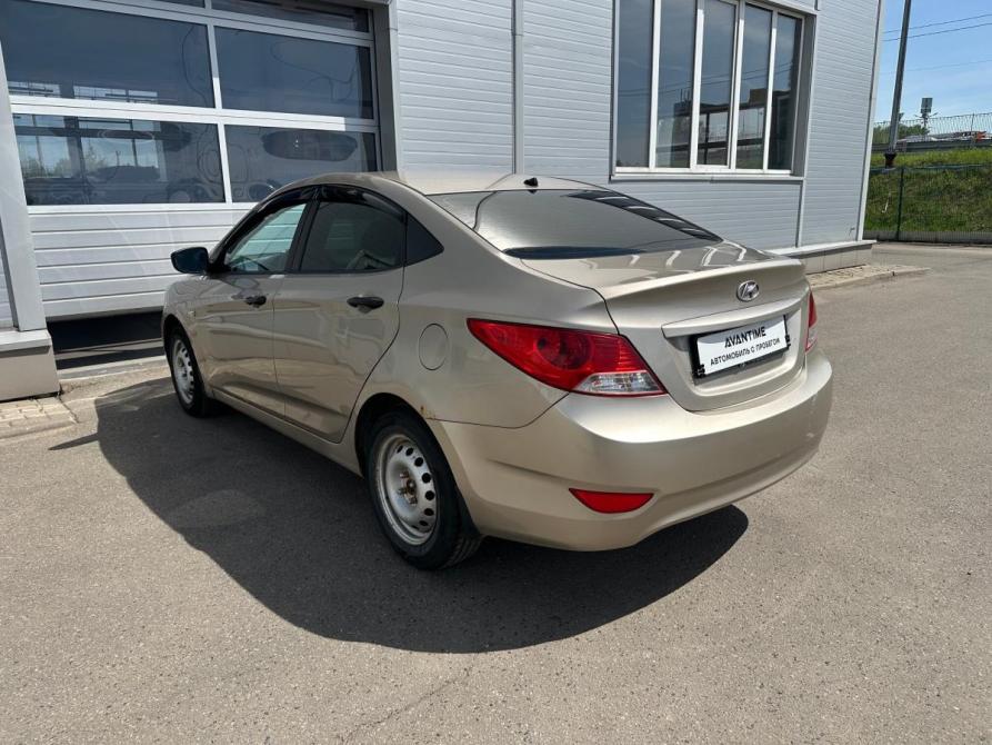 Hyundai Solaris I Москва  - изображение 6