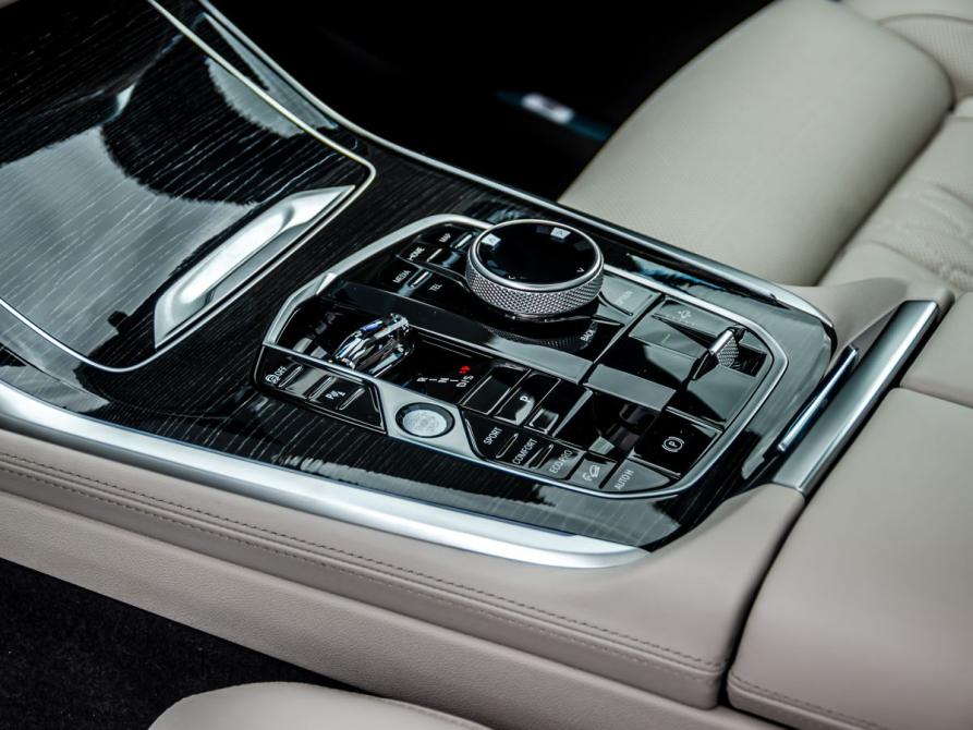 BMW X7 I (G07) Рестайлинг Магнитогорск  - изображение 28