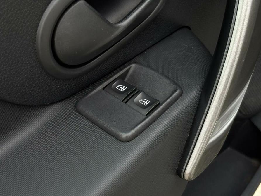 Renault Logan II Рестайлинг Крым  - изображение 10
