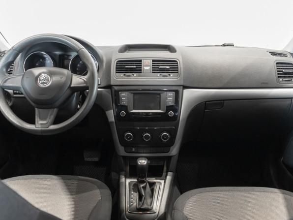 Skoda Yeti I Рестайлинг с пробегом 2015 года, цена 1 400 400 рублей, 52645 км, внедорожник, Автокод Объявления