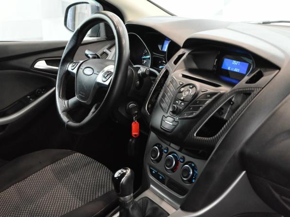 Ford Focus III с пробегом 2011 года, цена 600 000 рублей, 242018 км, хэтчбек, Автокод Объявления