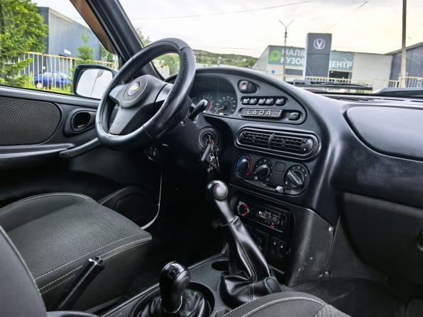Chevrolet Niva I Рестайлинг с пробегом 2016 года, цена 579 000 рублей, 177000 км, внедорожник, Автокод Объявления