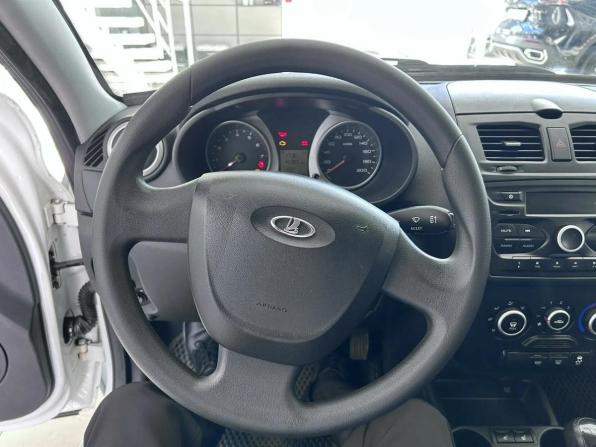 Lada (ВАЗ) Granta I с пробегом 2018 года, цена 634 000 рублей, 141700 км, седан, Автокод Объявления