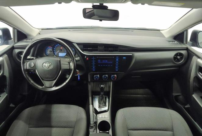 Toyota Corolla XI (E160 E170 E180) Рестайлинг 1 с пробегом 2018 года, цена 1 640 000 рублей, 110066 км, седан, Автокод Объявления