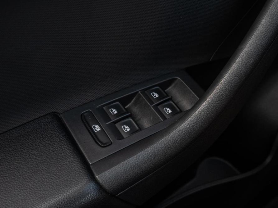 Volkswagen Polo V Рестайлинг Краснодар  - изображение 18