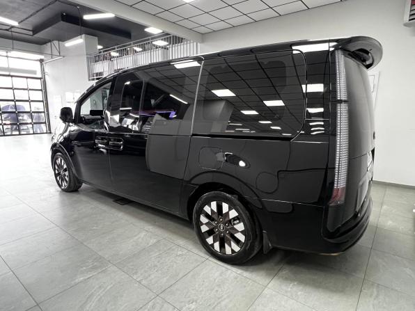 Hyundai Staria I с пробегом 2023 года, цена 5 450 000 рублей, 78093 км, минивэн, Автокод Объявления