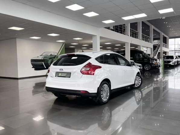 Ford Focus III с пробегом 2013 года, цена 750 000 рублей, 151061 км, хэтчбек, Автокод Объявления