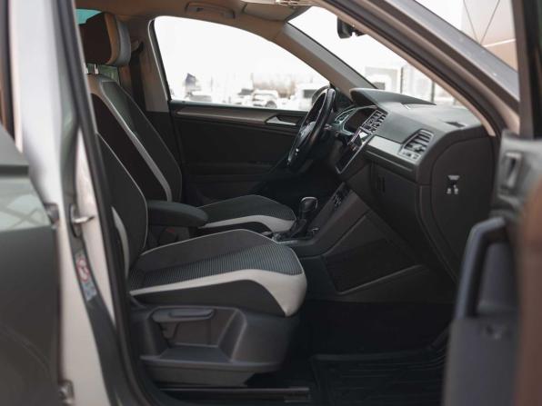 Volkswagen Tiguan II с пробегом 2019 года, цена 2 400 000 рублей, 161636 км, внедорожник, Автокод Объявления