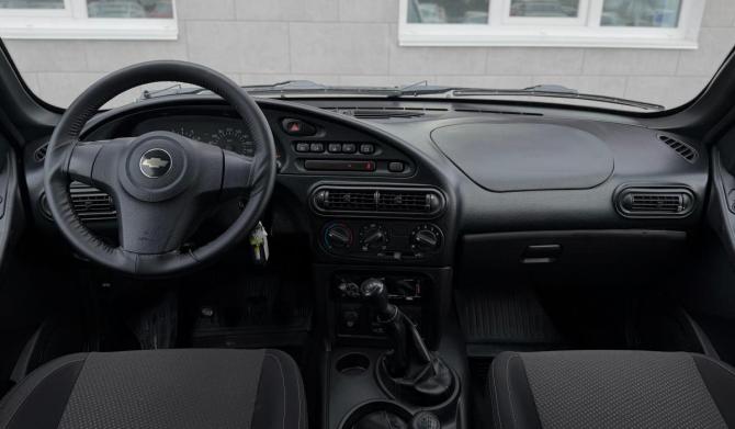 Chevrolet Niva I Рестайлинг с пробегом 2017 года, цена 640 000 рублей, 174340 км, внедорожник, Автокод Объявления