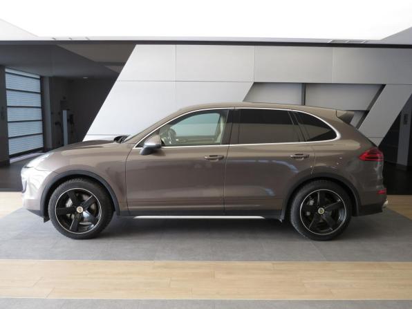 Porsche Cayenne II Рестайлинг (958) с пробегом 2015 года, цена 2 999 000 рублей, 250000 км, внедорожник, Автокод Объявления