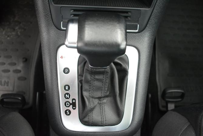 Volkswagen Tiguan I с пробегом 2009 года, цена 1 340 000 рублей, 127000 км, внедорожник, Автокод Объявления