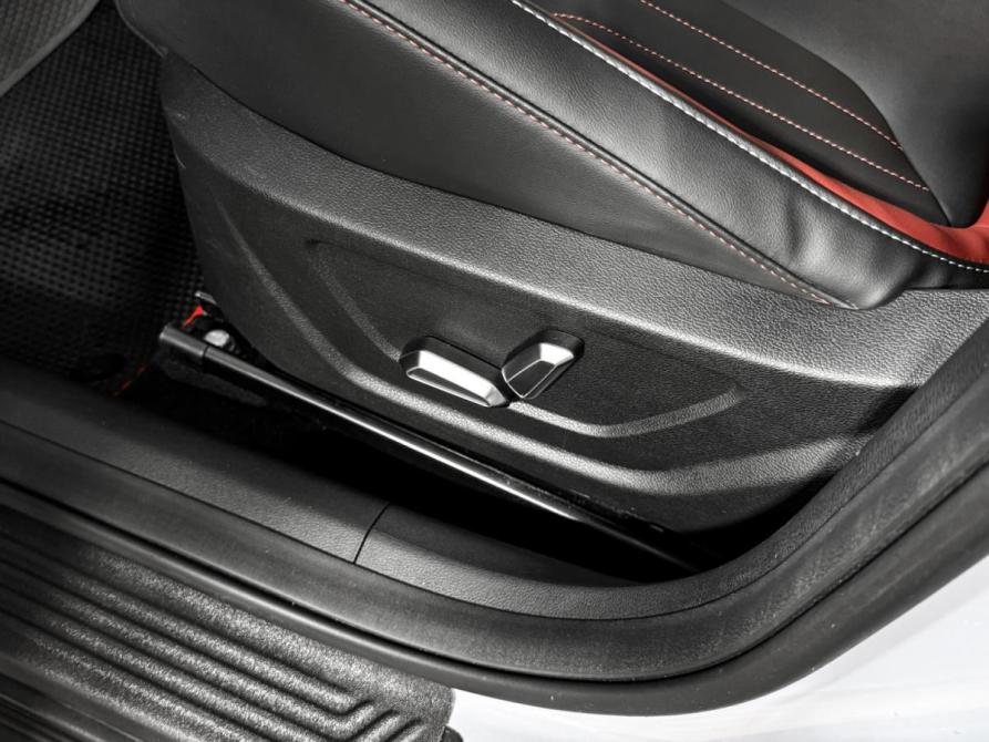 Geely Coolray I Рестайлинг Санкт-Петербург  - изображение 11
