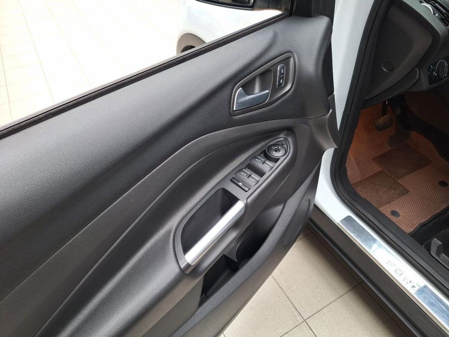 Ford Kuga II Рестайлинг Челябинск  - изображение 15