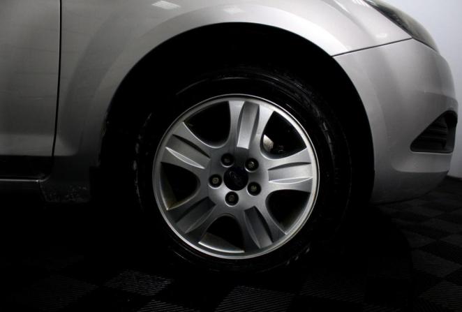 Ford Focus II Рестайлинг с пробегом 2010 года, цена 650 000 рублей, 197404 км, седан, Автокод Объявления
