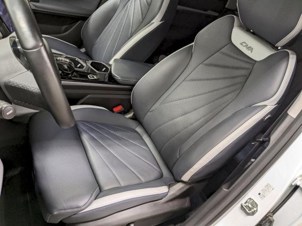 Geely Atlas II с пробегом 2024 года, цена 2 890 000 рублей, 31798 км, внедорожник, Автокод Объявления