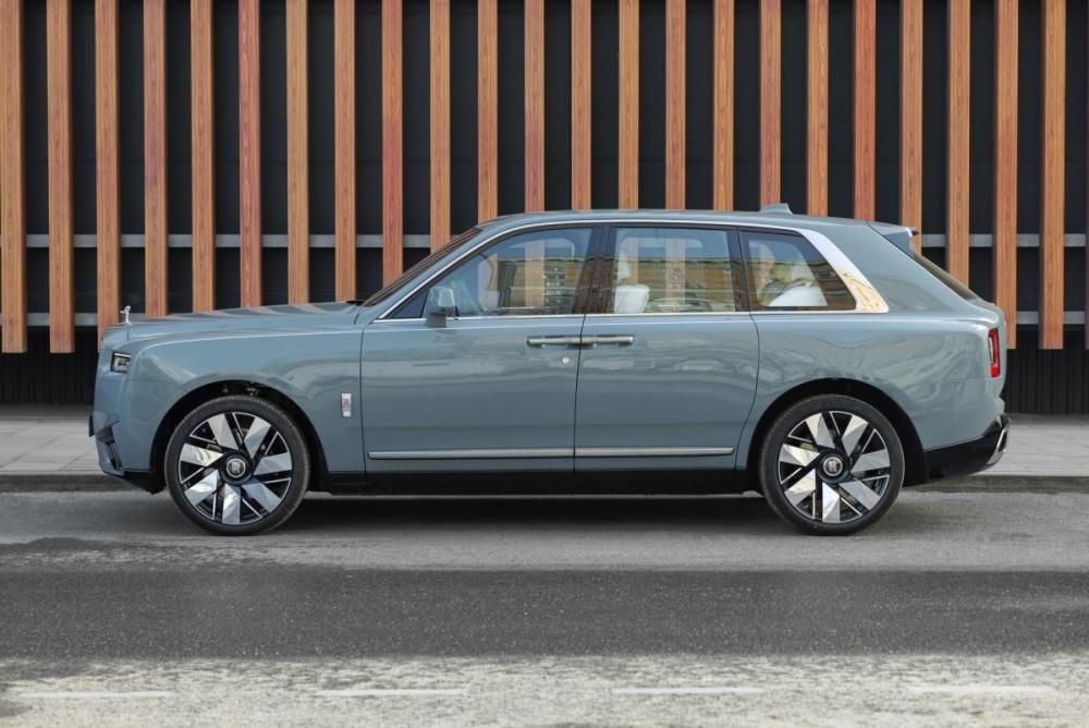 Rolls-Royce Cullinan I Рестайлинг Москва  - изображение 8