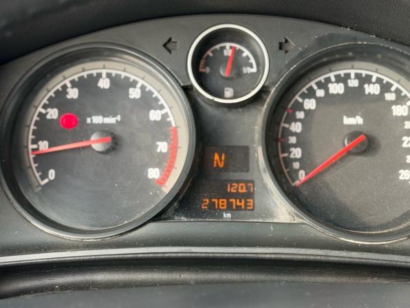 Opel Astra H Рестайлинг с пробегом 2011 года, цена 670 000 рублей, 278743 км, седан, Автокод Объявления