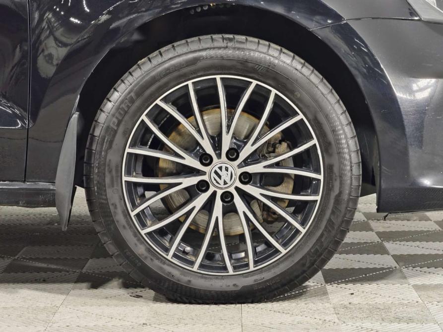 Volkswagen Polo V Рестайлинг Санкт-Петербург  - изображение 9