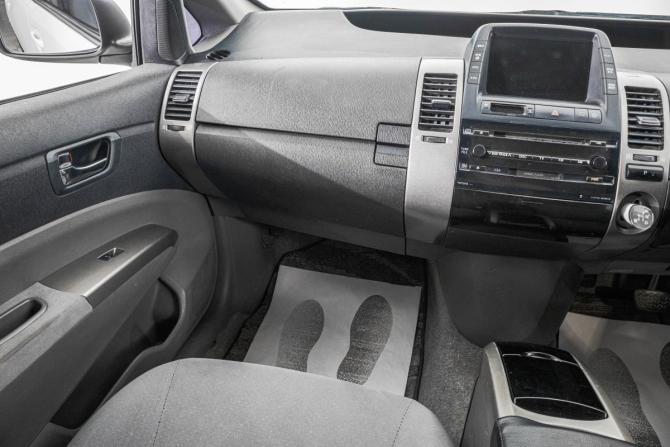 Toyota Prius II Рестайлинг (XW20) с пробегом 2007 года, цена 689 000 рублей, 160000 км, лифтбек, Автокод Объявления