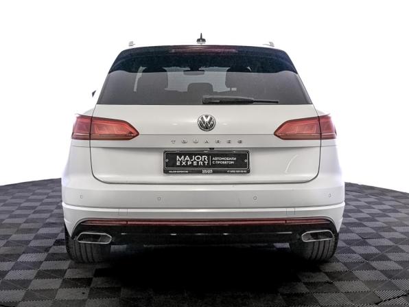 Volkswagen Touareg III с пробегом 2019 года, цена 5 995 000 рублей, 50211 км, внедорожник, Автокод Объявления