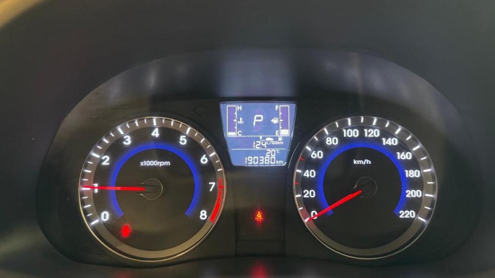 Hyundai Solaris I Рестайлинг Липецк  - изображение 6