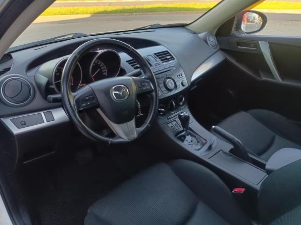 Mazda 3 II (BL) Рестайлинг с пробегом 2012 года, цена 940 000 рублей, 145329 км, седан, Автокод Объявления
