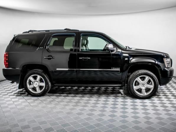 Chevrolet Tahoe III с пробегом 2012 года, цена 1 755 000 рублей, 283031 км, внедорожник, Автокод Объявления
