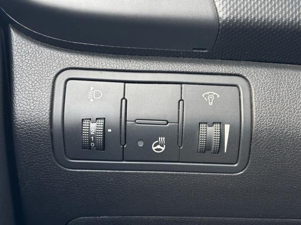 Hyundai Solaris I Рестайлинг с пробегом 2015 года, цена 945 000 рублей, 164631 км, седан, Автокод Объявления