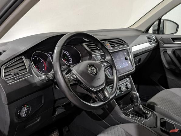 Volkswagen Tiguan II с пробегом 2019 года, цена 2 190 000 рублей, 104776 км, внедорожник, Автокод Объявления