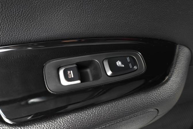 Kia Optima IV Рестайлинг с пробегом 2019 года, цена 2 649 000 рублей, 95067 км, седан, Автокод Объявления