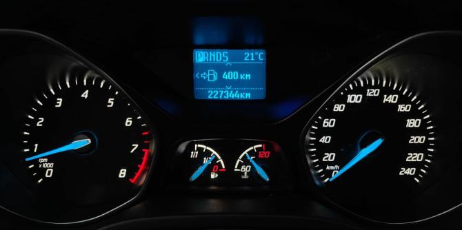 Ford Focus III с пробегом 2013 года, цена 599 000 рублей, 228254 км, универсал, Автокод Объявления