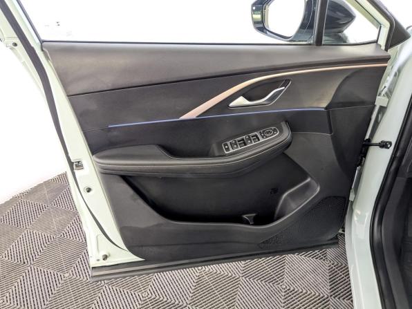 Omoda C5 I с пробегом 2023 года, цена 1 580 000 рублей, 81300 км, внедорожник, Автокод Объявления