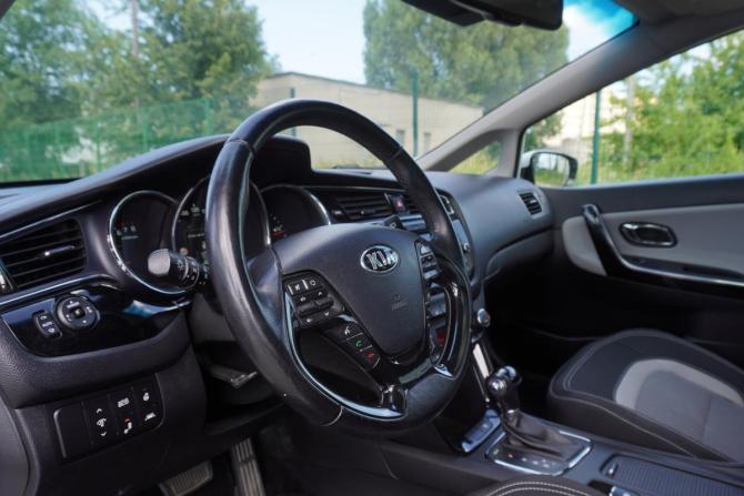 Kia Ceed II Рестайлинг с пробегом 2018 года, цена 1 630 000 рублей, 147484 км, хэтчбек, Автокод Объявления