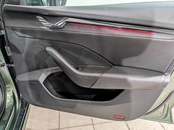 Skoda Octavia IV (A8) с пробегом 2020 года, цена 1 690 000 рублей, 175340 км, лифтбек, Автокод Объявления