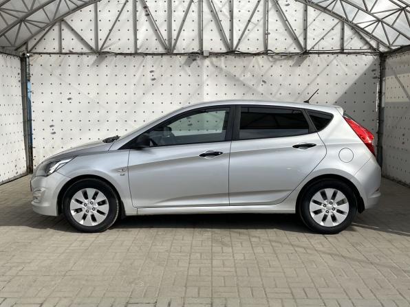 Hyundai Solaris I Рестайлинг с пробегом 2016 года, цена 900 000 рублей, 151816 км, хэтчбек, Автокод Объявления